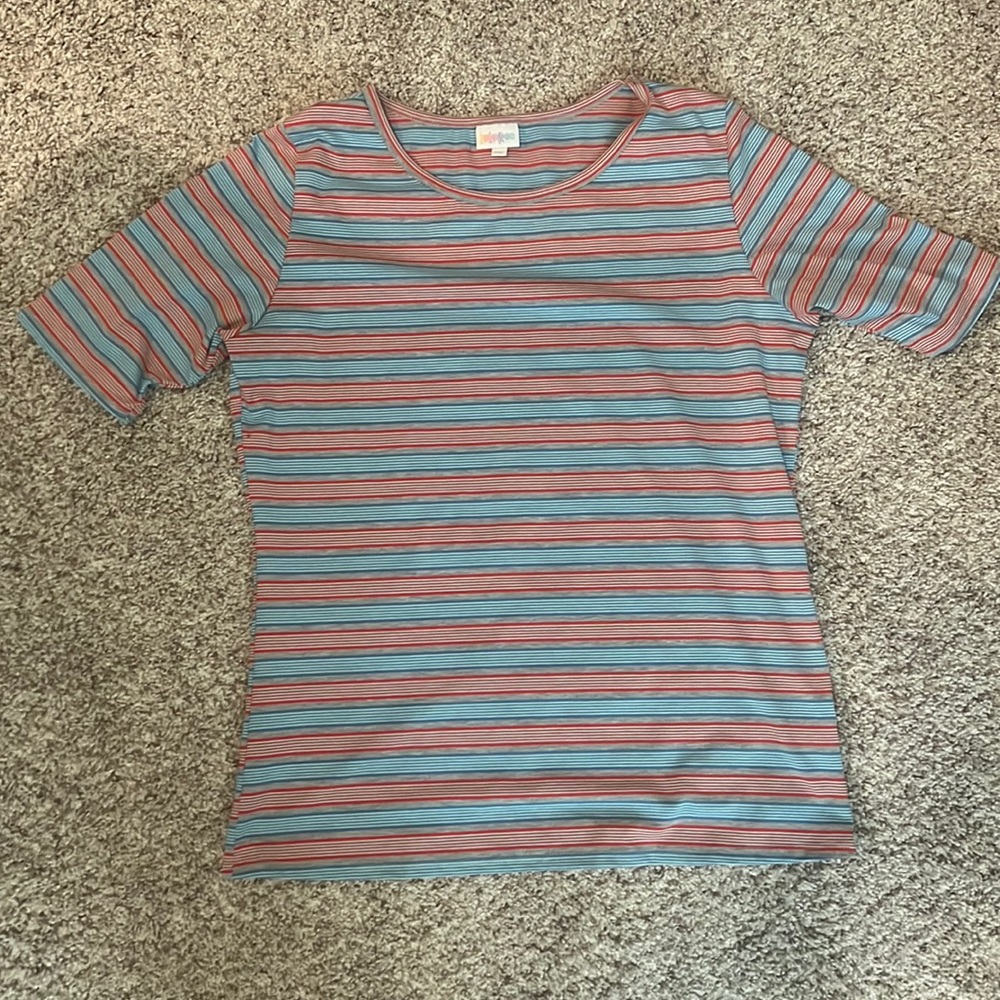 LuLaRoe shirt